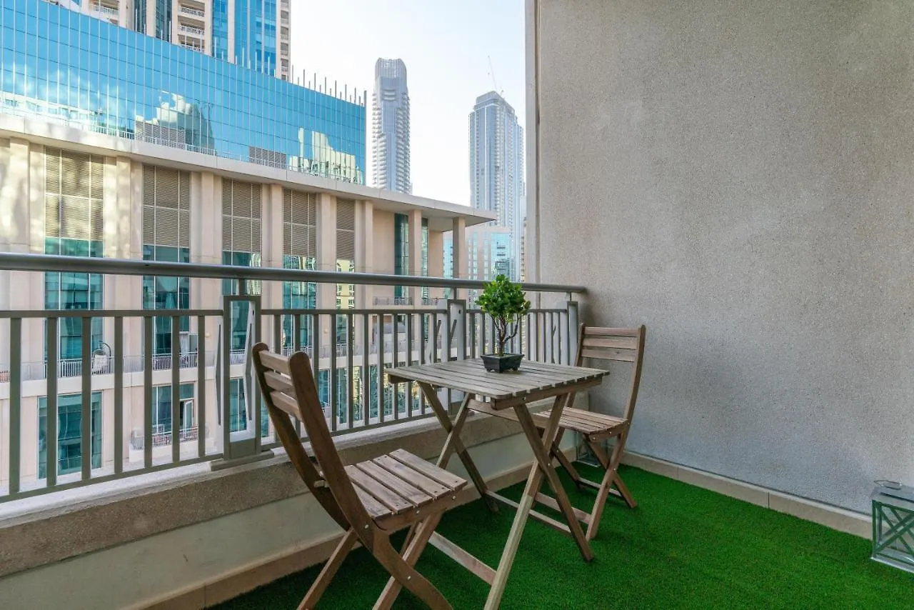 Apartment Ultimate Stay / Burj Khalifa View / Downtown / 3 Beds Luxury / 2 Balconies Dubai United Arab Emirates