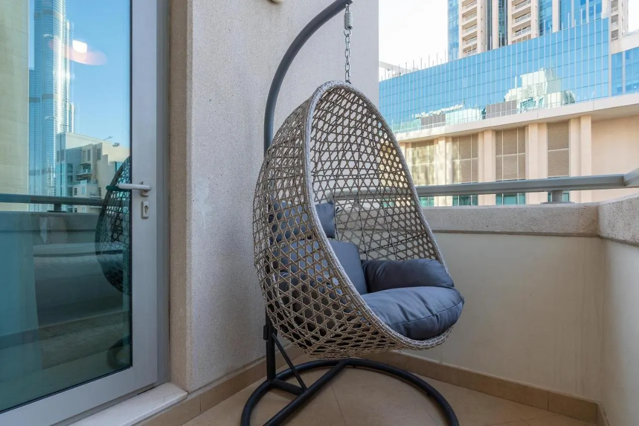 Ultimate Stay / Burj Khalifa View / Downtown / 3 Beds Luxury / 2 Balconies Dubai