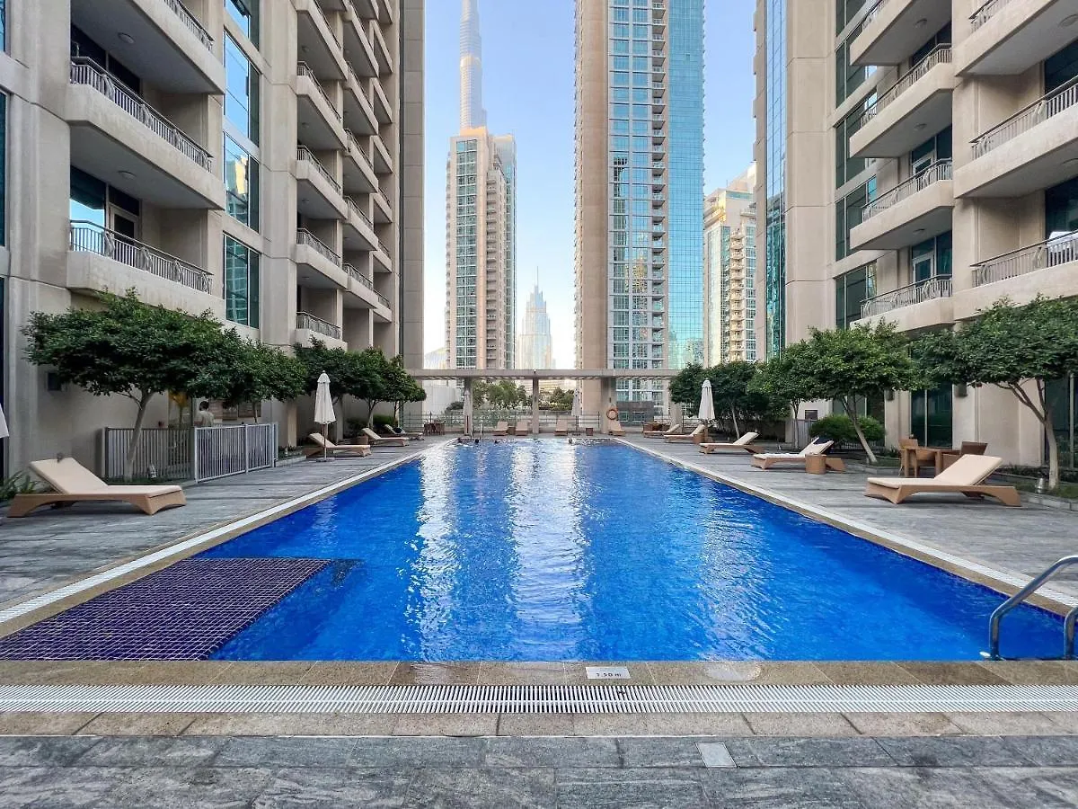 Ultimate Stay / Burj Khalifa View / Downtown / 3 Beds Luxury / 2 Balconies Dubai 0*,  United Arab Emirates